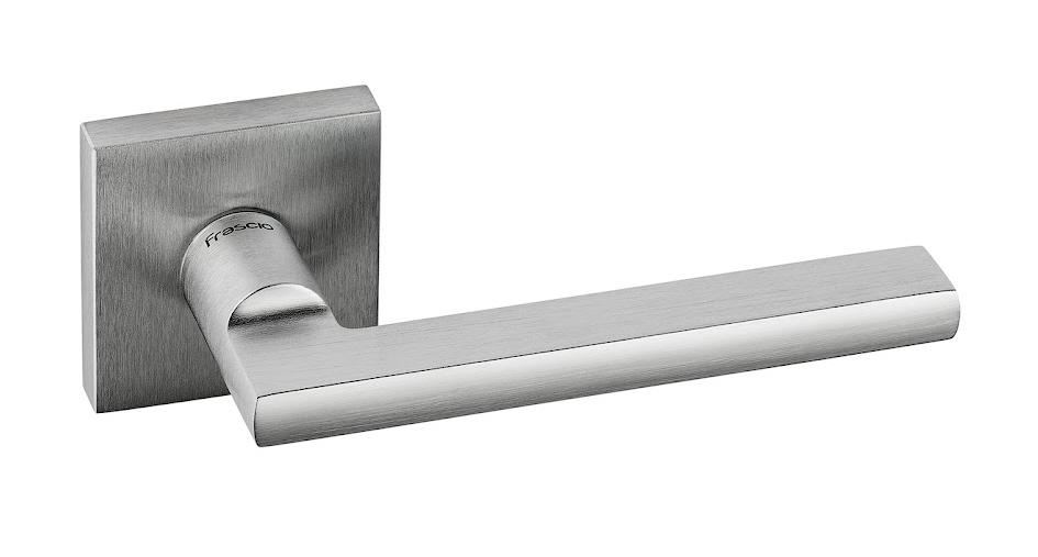 Дверные ручки - 270/50Q CS METRO